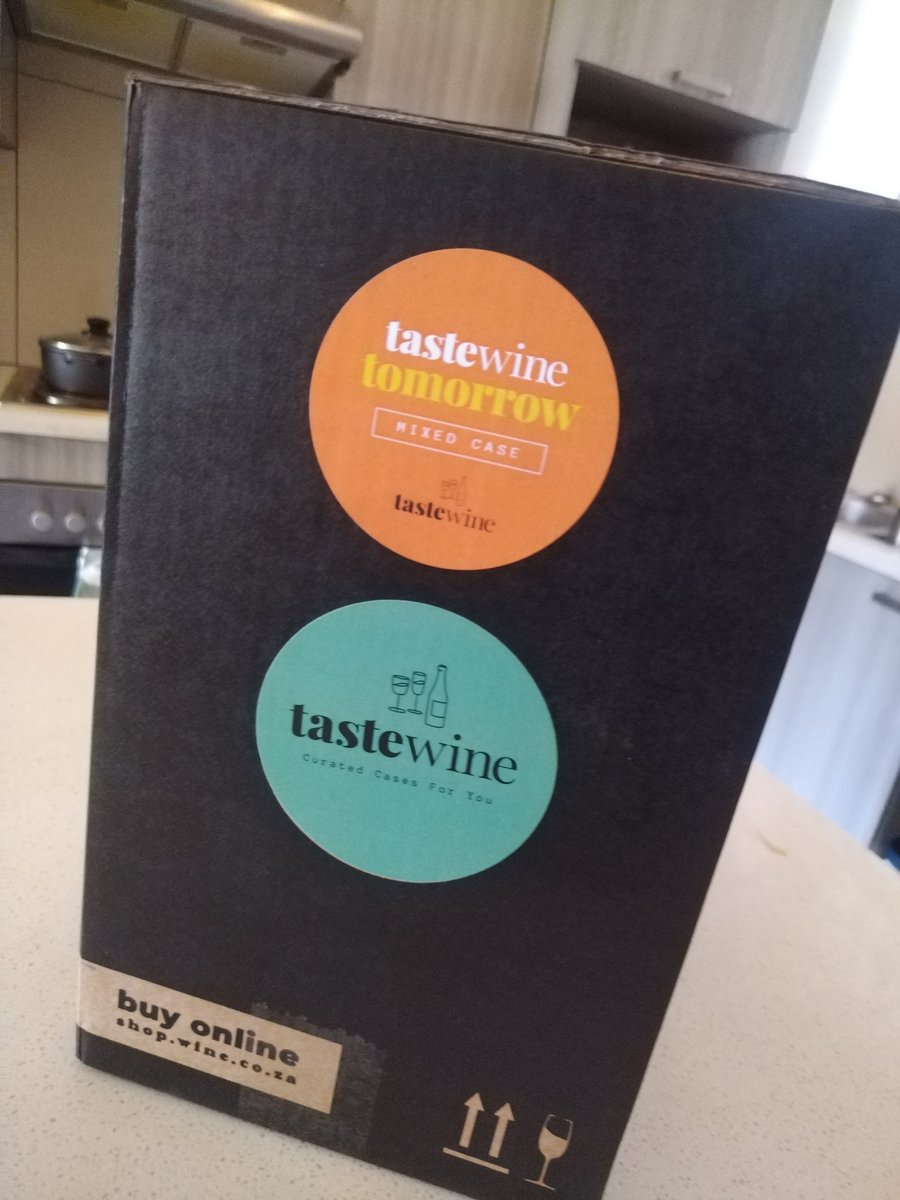 WinewithLebo's tweet photo. Morning deliveries in the life of a wine lover & content creator. I can't wait to unbox this. β€οΈππ· https://t.co/OsZJg6d2Th