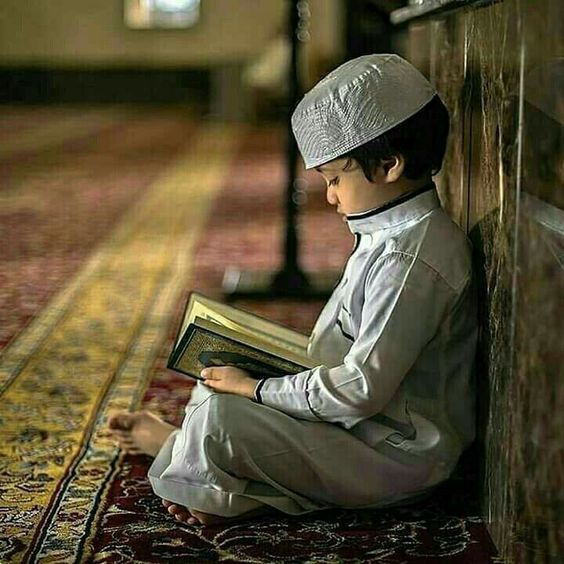 Abbhiha's tweet photo. سورہِ یوسف کہتی ہے
سگے حسد کر سکتے ہے
اپنے ہلاکت میں ڈال سکتے ہے
غیر نجات دلا سکتے ہے
پارسا پر تہمت لگ سکتی ہے
بلاجرم قید ہو سکتی ہے
غیبی مدد سے برات مل سکتی ہے
ظلم سہہ کے منصب عظیم مل سکتا ہے
تقویٰ میں عزت ہے
عزیز جدا ہوسکتا ہے
ہجر کٹ سکتا ہے
بچھڑا مل سکتا ہے
خواب پورا ہوسکتا ہے https://t.co/iBiDmvAWln