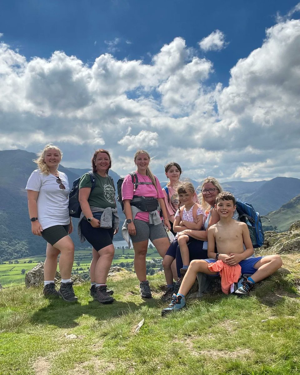 mandat201077's tweet photo. Another amazing day in our favourite place for mums birthday. Why not climb a wainwright and have a dip #lakedistrictuk #lakedistrict #lakes #birthday #wainwrights #dip #wilddipping #clearwater #loveit @GreatwoodCPS @skiptongirls https://t.co/Op7HdD1GfQ
