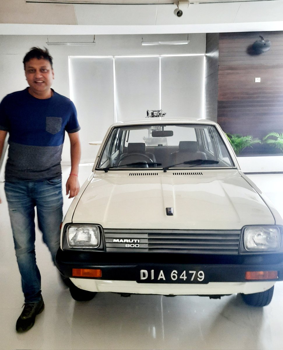 The Car that changed Indian Automobile industry...that is first iconic maruti 800 resting at Maruti corporate office  showroom in Delhi <a href="/marutisuzukifan/">maruti suzuki fan</a> #nostalgia <a href="/Amit_NewDel/">Amit</a>