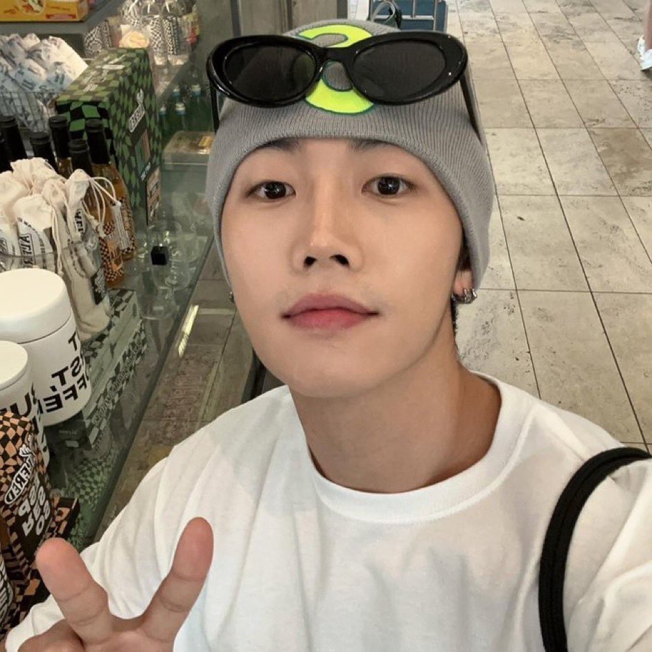 겁나 귀여워 평야야 ㅠㅠ💙