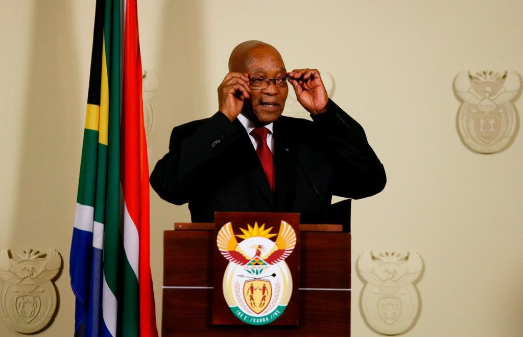EdgarLegoale's tweet photo. President Zuma is the only man in the world who has gone to prison for less than two hours. It's clear that the government didn't want a repeat of the July 2021 unrest. This is a clear admission that Zuma is a factor and untouchable figure, hence President Ramaphosa authorized the special remission.