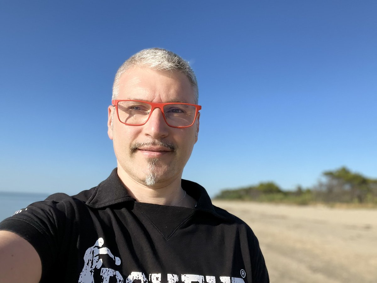 AlexBerna1973's tweet photo. Mare Puglia vacanza relax https://t.co/3QRJJgiFhi