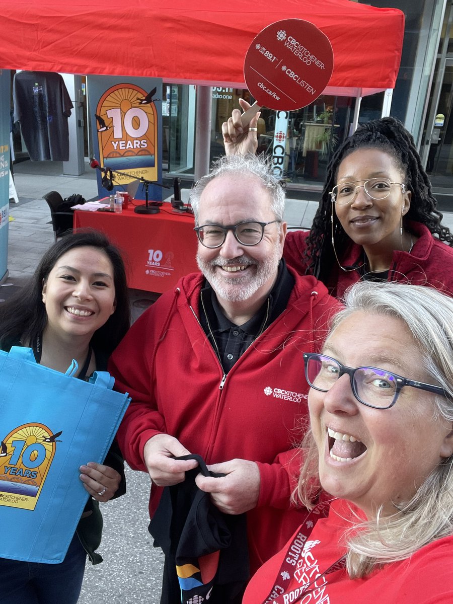 KateBueckert's tweet photo. This team 🥰 - with @craignorriscbc @Josette_Lafleur @CarmenGroleau 

@CBCKW891 https://t.co/cikcHxpsRs