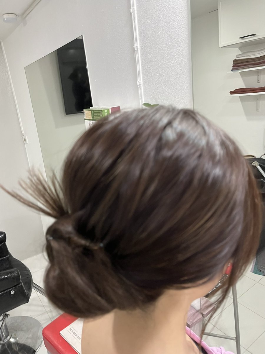 GGracesalon's tweet photo. Hello everyone welcome to my salon in bkk natural makeup google maps (Grace beauty salon &amp;makeup artist )
แต่งหน้าทำผมสไตล์ธรรมชาติ มาเลยค่ะร้าน 5ดาวอยู่ ระหว่างสุขุมวิท38-40
#Gadar2 #OMG2 #1989TaylorsVersion #Hawaii #Jailer #ตาสว่าง #ประชาช็อค #ลิซ่า #เพื่อการโฆษณาเท่านั้น https://t.co/mxOOZ64cnP