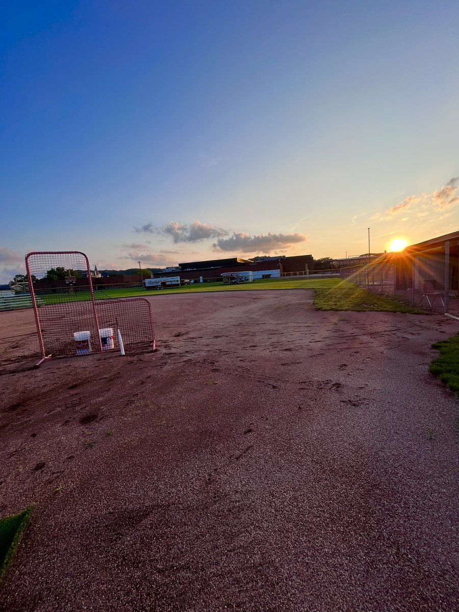 hannah brown tweet media