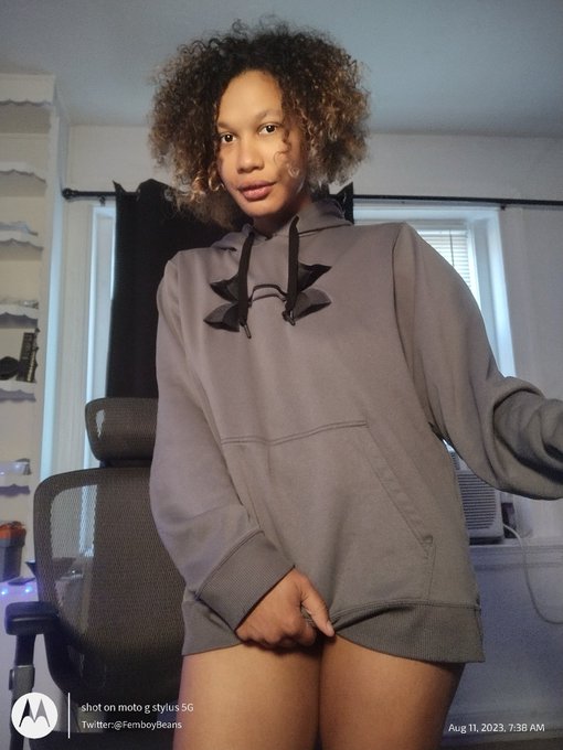 Good morning. Come fuck me. https://t.co/wNpCqX45YD