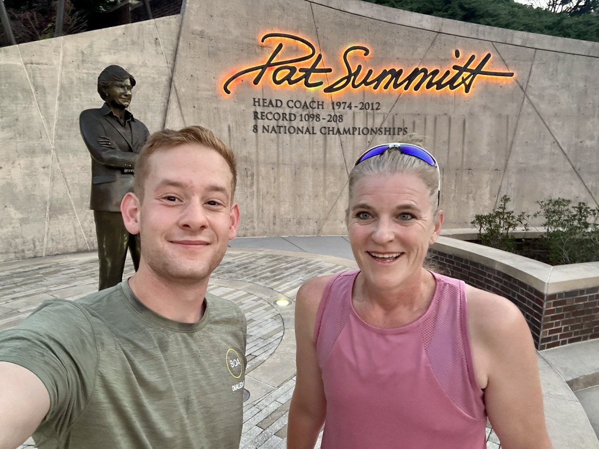 rmqueen_OSU's tweet photo. Couldn’t think of a better way to start the last day of #ASB2023 than with a run &amp; chat with the amazing @adluft around @UTKnoxville. Grateful for amazing students who become great friends and colleagues! @GranataLab @BEAMvt @VTEngineering https://t.co/SMDu8dK7Mw
