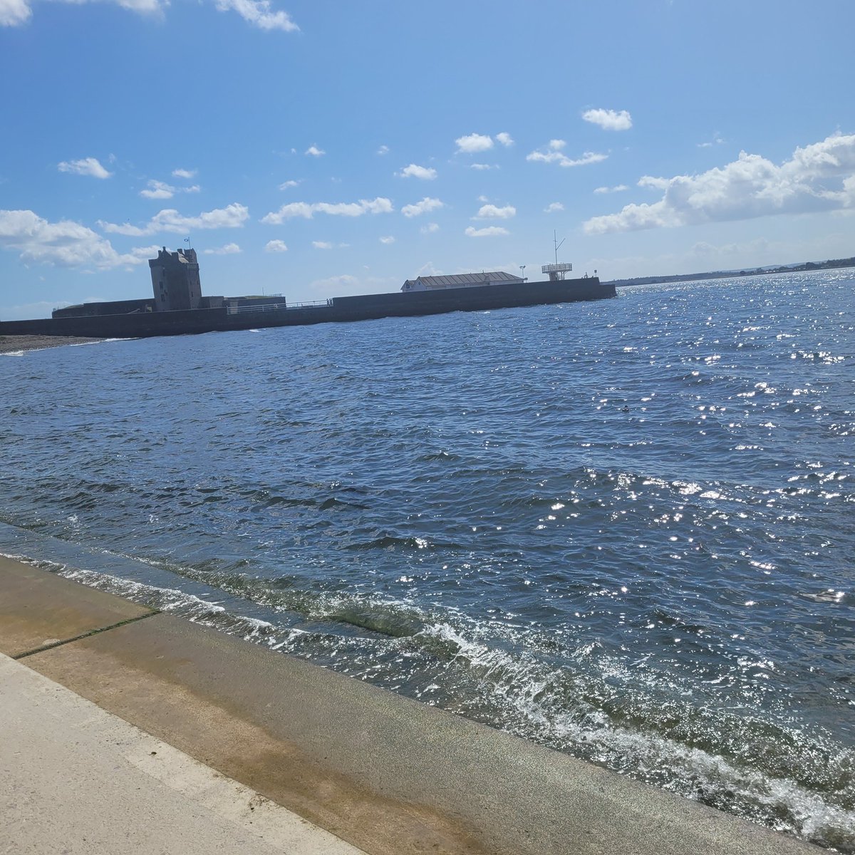 Friday chills with the Whirlwind ❤️