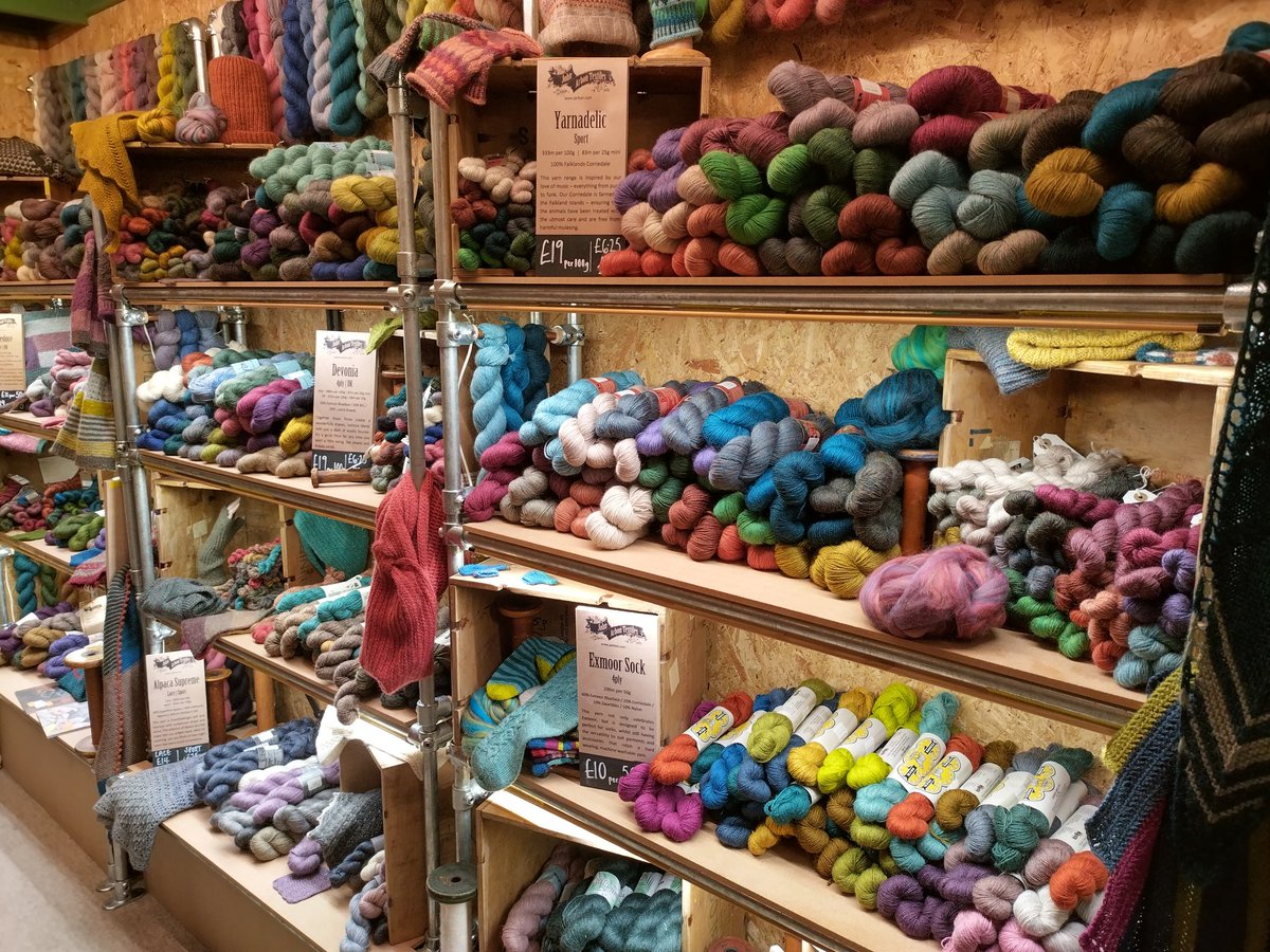 LlucMercade's tweet photo. #JohnArbonTextiles, fàbrica de llanes d'ovelles 🐑 Exmoor Bluface, Bluface, Lustre Breeds, Devon Closewool, Romney, Devon Zwartbles, Falklands Merino, Corriedele... https://t.co/YSZUBpxO0L