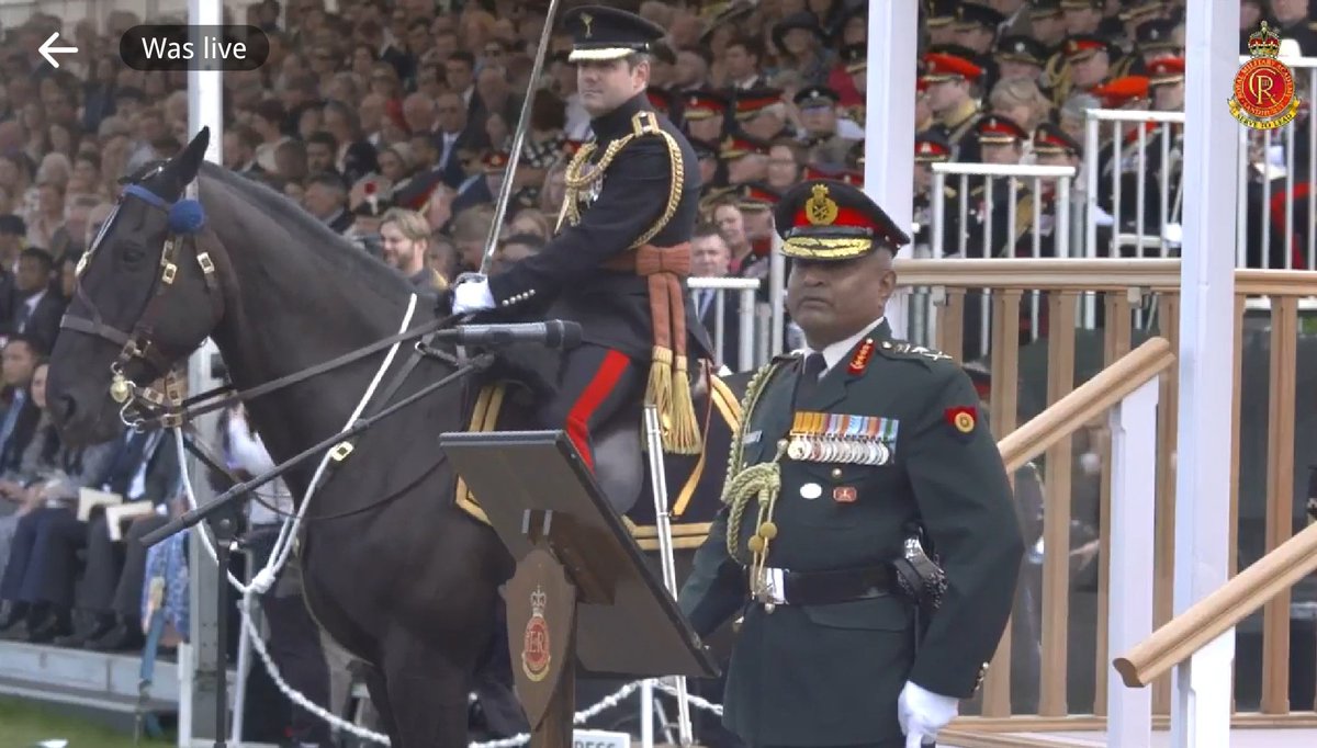 #Watch 🚨

#IndianArmy Chief General Manoj Pande became first Indian Military Officer to review #BritishArmy's  #SovereignParade ( Graduation Parade) at prestigious Royal Military Academy, Sandhurst.

@RMASandhurst @adgpi @artrac_ia