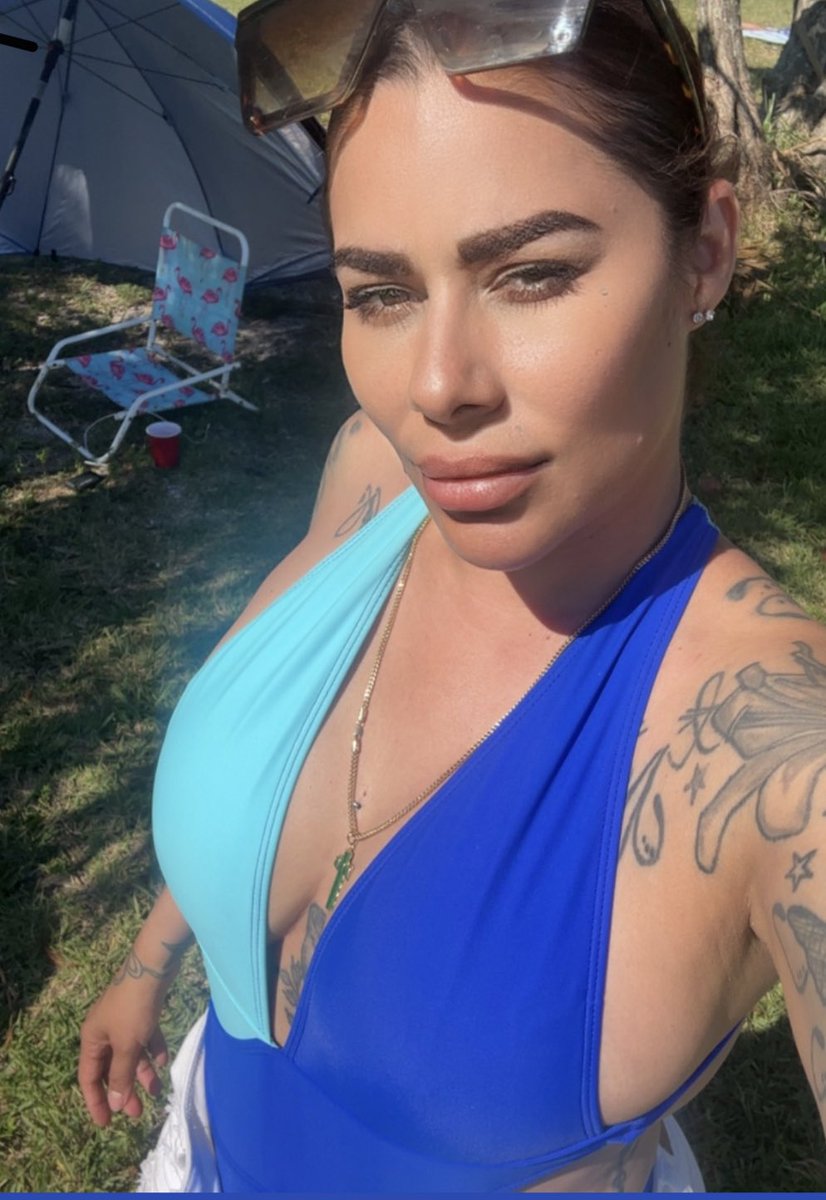 LillyRiles's tweet photo. When you have a little break from work I need that vitamin D #BeachDay #metime #life #summer2023 #summer #Latina #Florida https://t.co/J6bbiJVQsy