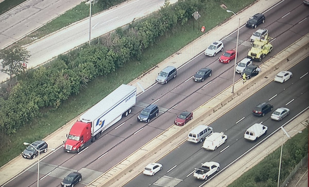 JHudsontraffic's tweet photo. 4 car crash blocks the left lane &amp; both shoulders Inbound Ike at 1st Ave. Inbound delays start at Mannheim, Outbound gapers start near Central. https://t.co/hxTSI4y0jN