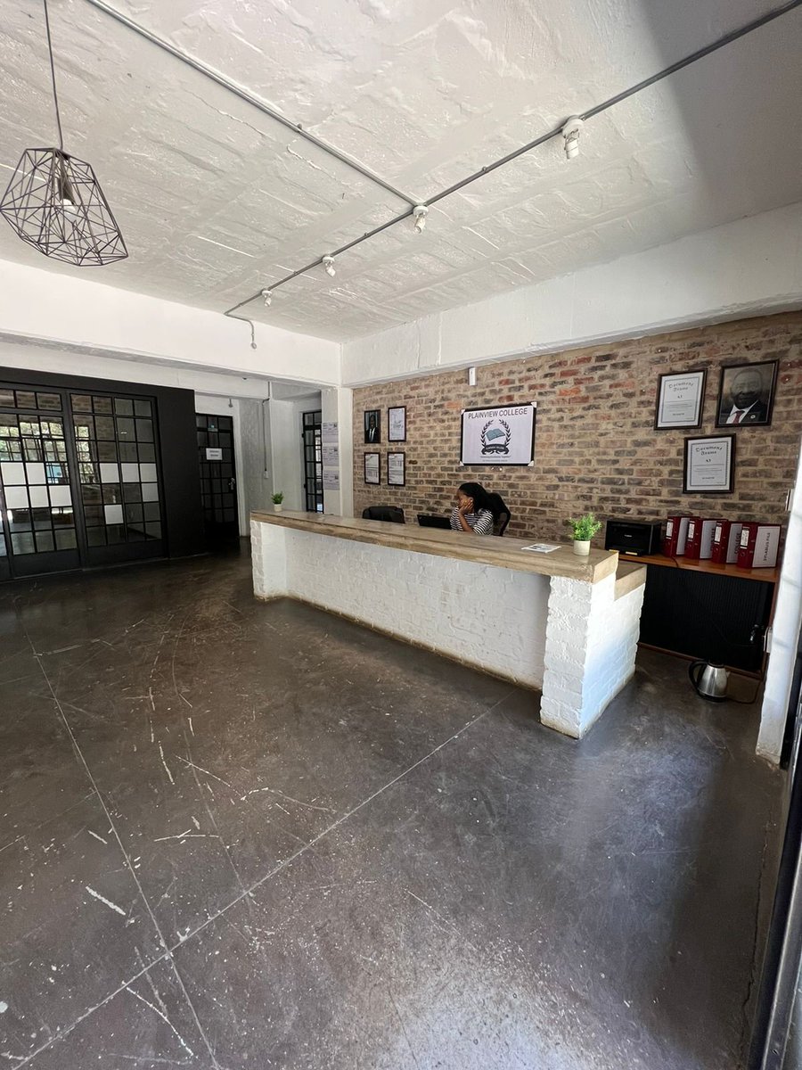 KasiEconomy's tweet photo. His Name is Silindile Nqala (30) from a small town in the Eastern Cape called "Mthatha". He is the Founder of Plainview College (Private). The college has two Campuses and they are located in Mthatha, Johannesburg (soon: DBN and CPT)

Courses offered:
Mthatha Campus:
* Public Management N4-N6
* Management Assistant N4-N6
* Financial Management N4-N6
(More courses  in 2024)
Extra Classes: Grd 10-12
Matric Rewrite
Skills Programs
_____
Contacts:
WhatsApp: 063 976-1336
Tel: 047 531-0917
Email: mthatha@plainviewcollege.co.za
____________
Johannesburg Campus:
* Electrical Enginnering N4-N6
* Mechanical Engineering N4-N6
(More Courses in 2024)
Extra Classes: Grd 10-12
Matric Rewrite
Skills Programs
_____
Contacts:
WhatsApp: 076 806-6486
Tel: 011 624 3559
Email: jhb@plainviewcollege.co.za
____________
                                  Our website:
               https://t.co/OYjX4qGd72
_________
TikTok: @plainviewcollege
Instagram: @plainviewcollege
Facebook: @plainviewcollegeJHB/ @plainviewcollegeMthatha