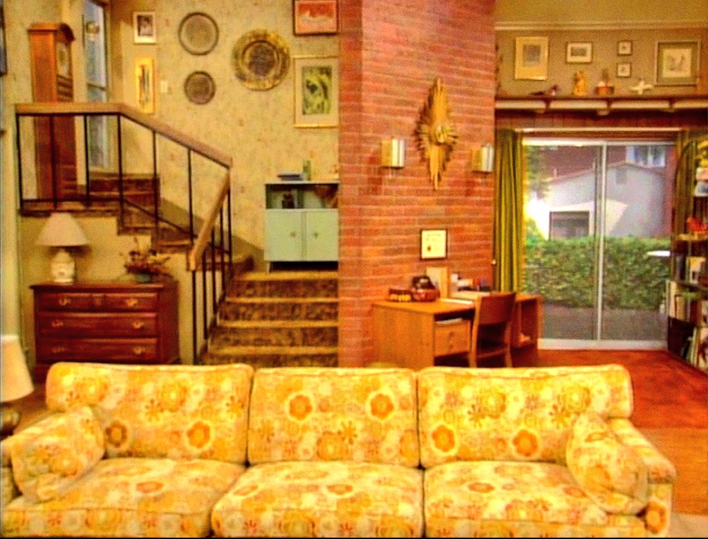 Ich wette, niemand erinnert sich mehr an dieses Wohnzimmer 🤔

#Nostalgie