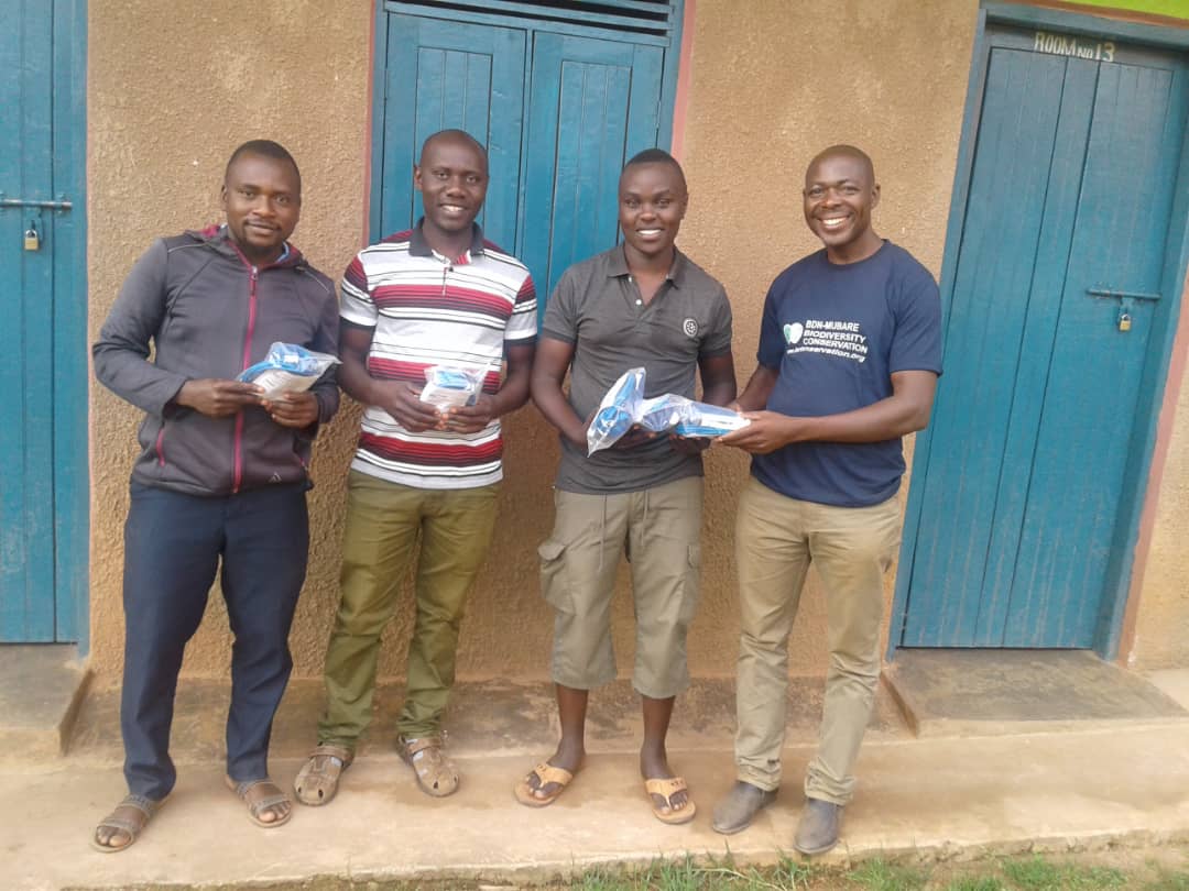 ChildgoFoundat1's tweet photo. Thank you Alex Ngabirano the Director Mubare Biodiversity conservation for the donation of water filters to Child Go Foundation to help communities from water stressed areas access clean drinking water around Bwindi impenetrable National park.
https://t.co/nBmB82xbC7 https://t.co/22mMAkMFII