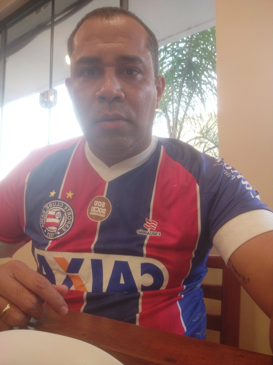 Alex190607's tweet photo. #¡Ya estoy en Asunción😃!El domingo es casa llena,vamos a ganar y hacer la fiesta más bonita de Sudamérica, Bora Cerro.  @CCP1912oficial @victorhugopy @Danymacica @FigueJuanma @Cerristacde1 @AbelViveros7 @UrbietaDanilo @CerroSocial @Javiernez @MirnaCceres2 @s_cerristas @Area1912 https://t.co/yDdugdGrDp