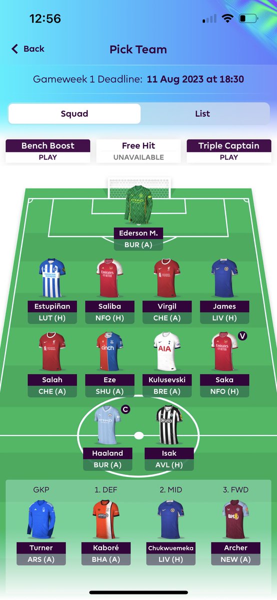 Made in 10 mins let’s go! The bench is hanging tho.