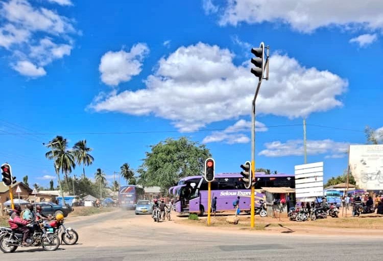 BusWorldTZ's tweet photo. Songea na Dar es Salaam 👉 Safari inaendelea hapa #SelousExpress kule #NewForceEnterprises 

#busworldtanzania🇹🇿#WeAdoreBuses https://t.co/pkwT1yvxjX