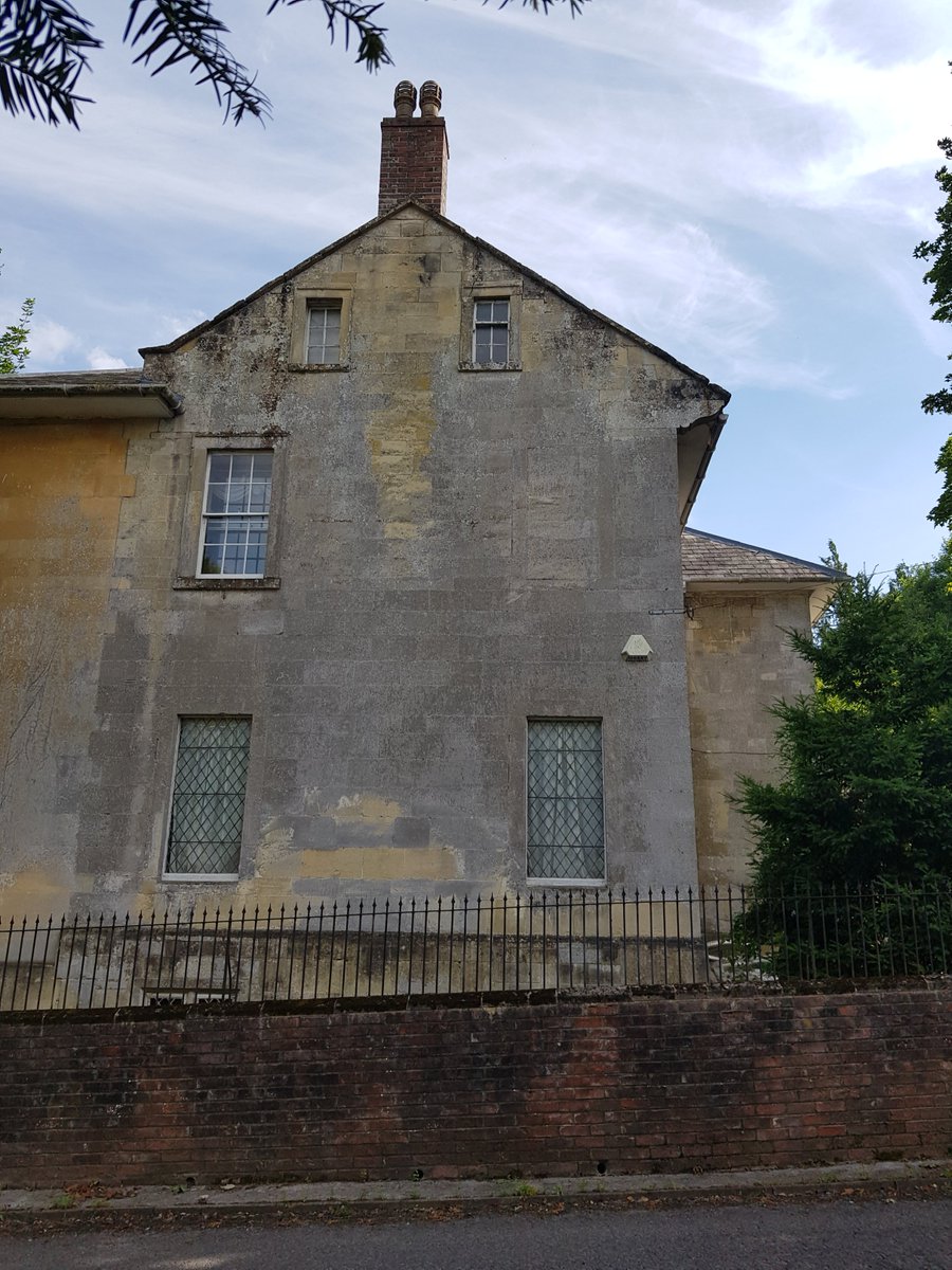 TheHistoryMouse's tweet photo. Window tax or a more mundane reason? #GhostWindow #Codford #Wiltshire https://t.co/sot3bvhuaa