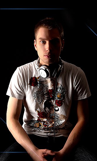 stormdjs's tweet photo. #Benjani: Progressive Trance & Tech House producer and DJ, playing across Europe & North America. #BlackoutNights #EDM #House #Electronica #PerfectoRecords
https://t.co/CUvoIkOrRC https://t.co/OATOnKPwJl