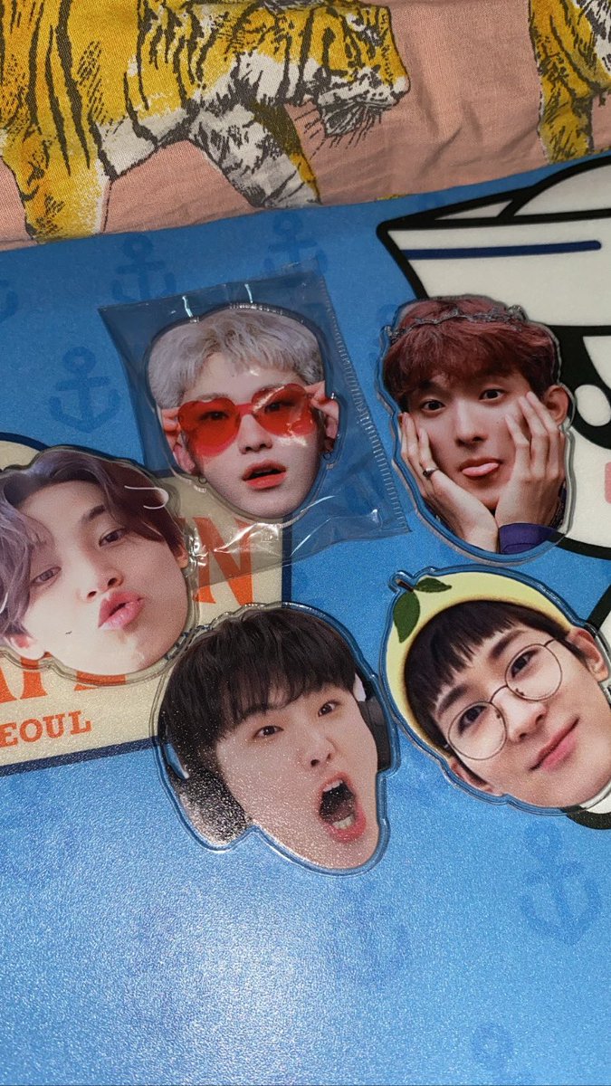 maisKwonyelo's tweet photo. I love you, 3000✨
forever obsessed with #Goingyellowph pop sockets 🙈 para iba iba jowa mo 7 days a week!! @Seokjinwonu_8 💗 thank you sm puuu https://t.co/BNOYbZ4VjD