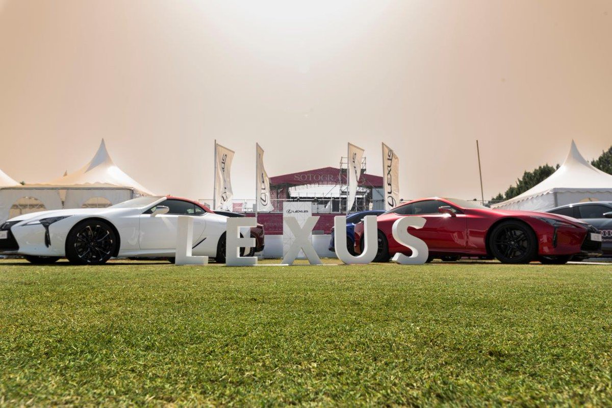 Lexus España tweet media