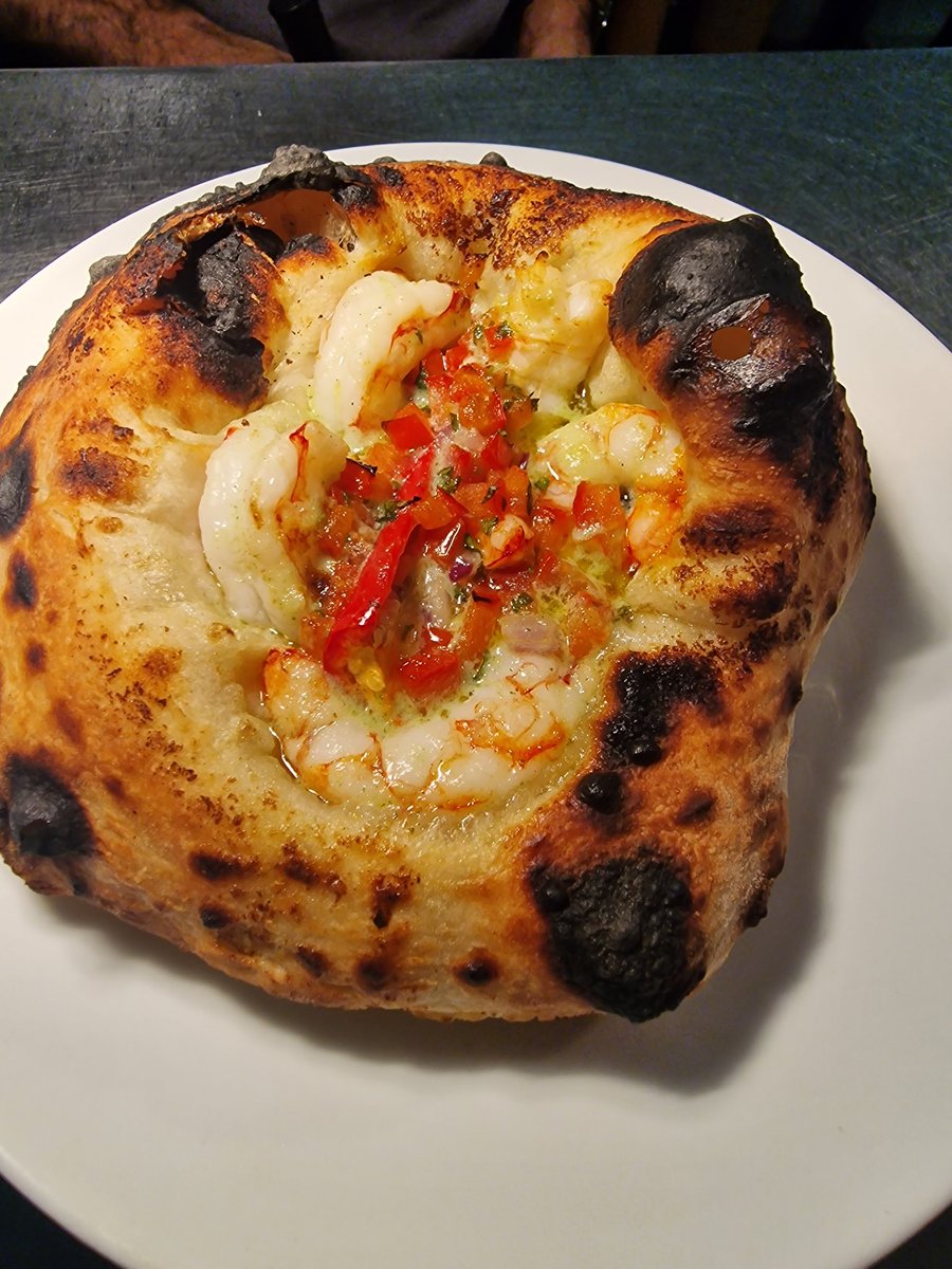 Garlic prawn pizza thingy on special tonight...