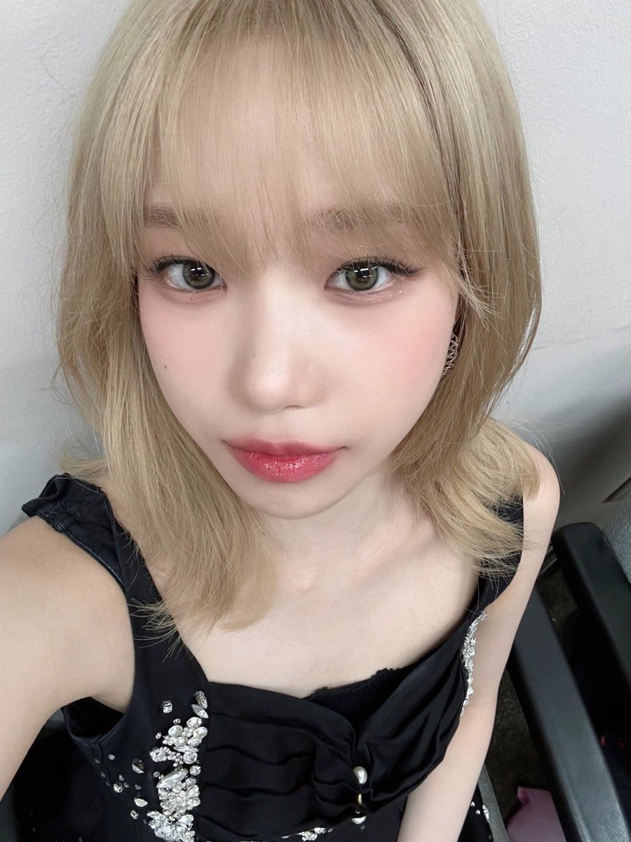 JOYURI_offcl's tweet photo. [#유리스팟] 2023.08.11 2023 새만금 세계스카우트잼버리 K-POP SUPER LIVE🎶

#조유리 #JOYURI #チョユリ
#조유리_TAXI
#조유리_TAXI_타고_직진🚕 https://t.co/AZgUZW4GJ0