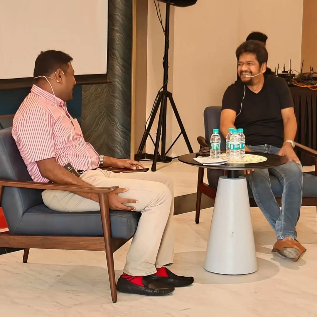 IMAC_India's tweet photo. @Shibasishsarkar in conversation with #PrateekBhattacharya about "The Evolution of Indian Cinema over the last three decades" at #Lodha event. https://t.co/mhSV0jlCYD