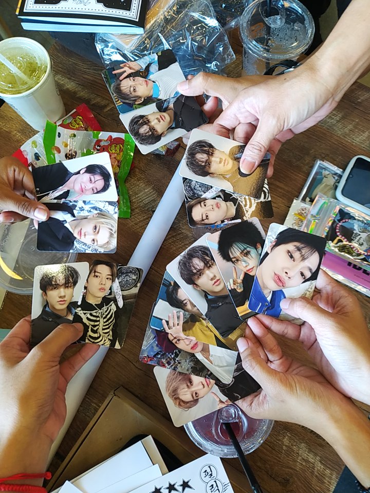 _DontSkipLegDay's tweet photo. Eto na lang muna since di ko pa naman napo-post. Baby girl Binnie @ #StayDayCafe by @allforskzph #Platform325
Thanks ulit sa cute na ribbon toploader ate @turtlejusz21 ๐ฉท
GALAXY BRIGHTEST STAR CHANGBIN
#์ค๋์๊ฒ_์ฐฝ๋น์ด_์์ผ์ถํํด
#ChangbinDayWithJutdae
#HappyChangbinDay https://t.co/o2HnimHmZz