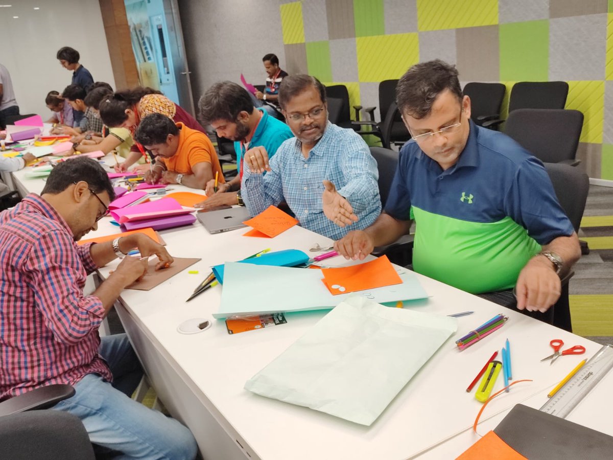 <a href="/teameverestngo/">Team Everest (We ❤️​ Volunteering)</a> enthuses #oraclevolunteers to craft Scholar Welcome Cards. EM/OMC LOB has amazing creative people. A riot of colors &amp; run of creativity was  at display. #Motivation is what #firstgenerationlearners need to graduate. Enabling and transforming lives <a href="/kartheevidya/">Karthee Vidya</a>.