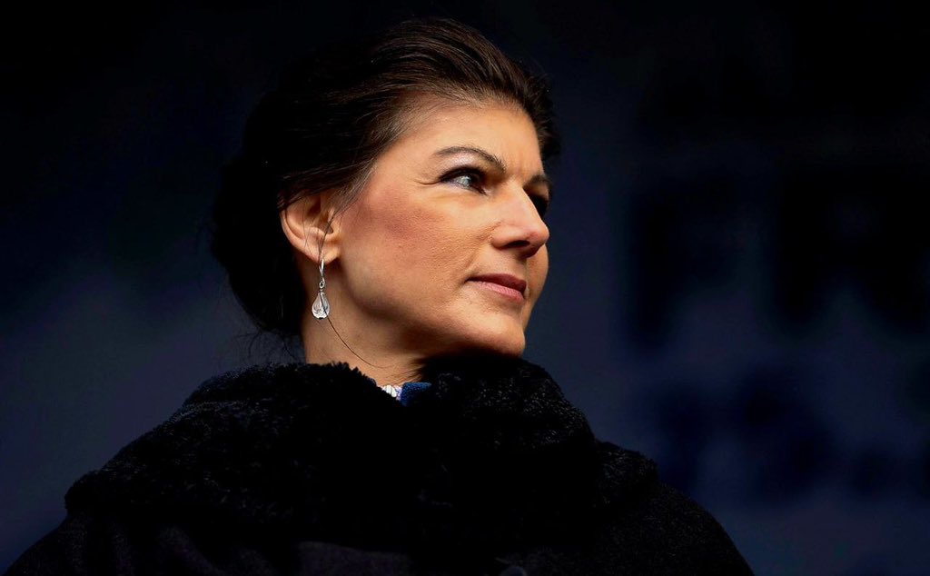 Monique Plaza tweet media