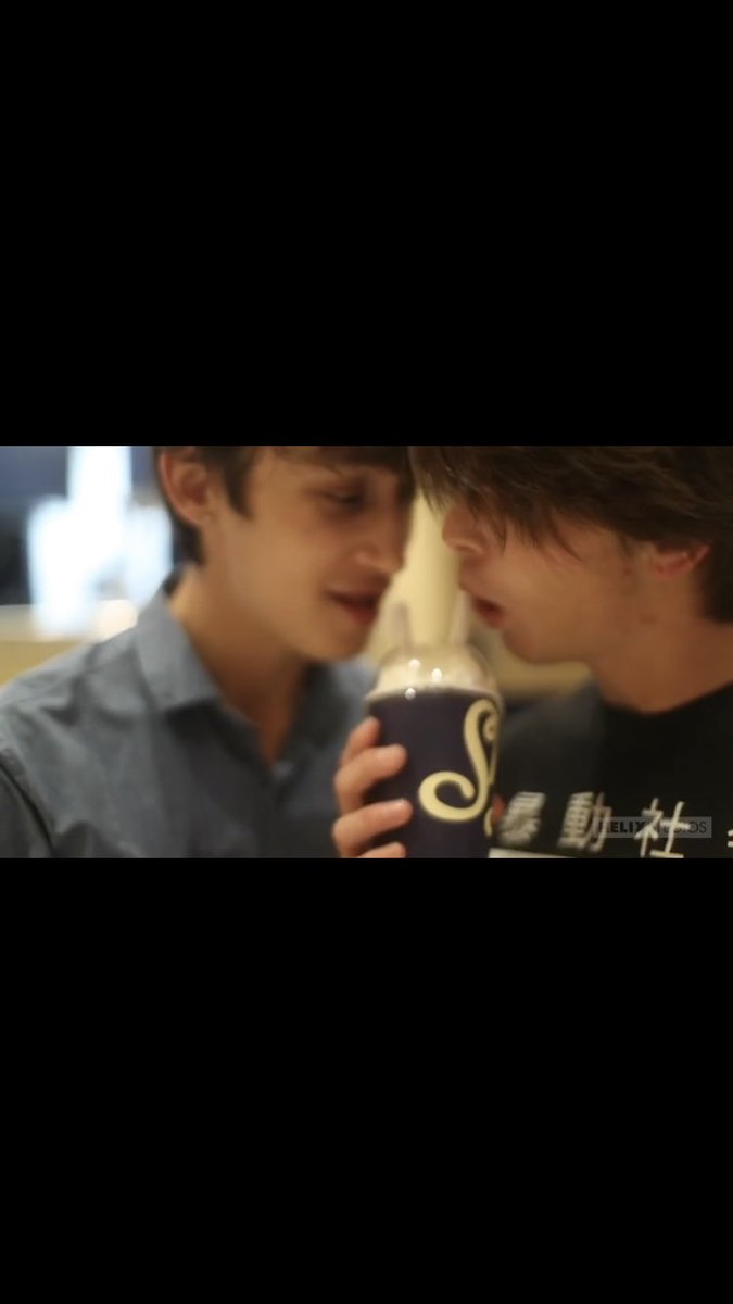 2Daysspring's tweet photo. HELIX studioが帰ってきた！セス・アンダーソンを連れて！
今年になって見た目のいい男子のキスからセックス、という日本で言えば
Men'sRushみたいな作風のものが続いていたのだけど少し前から以前のように背景のあるセックスというか、モールや遊園地というエモーショナルな場所からのスタートに。 https://t.co/HKi97tZkOG