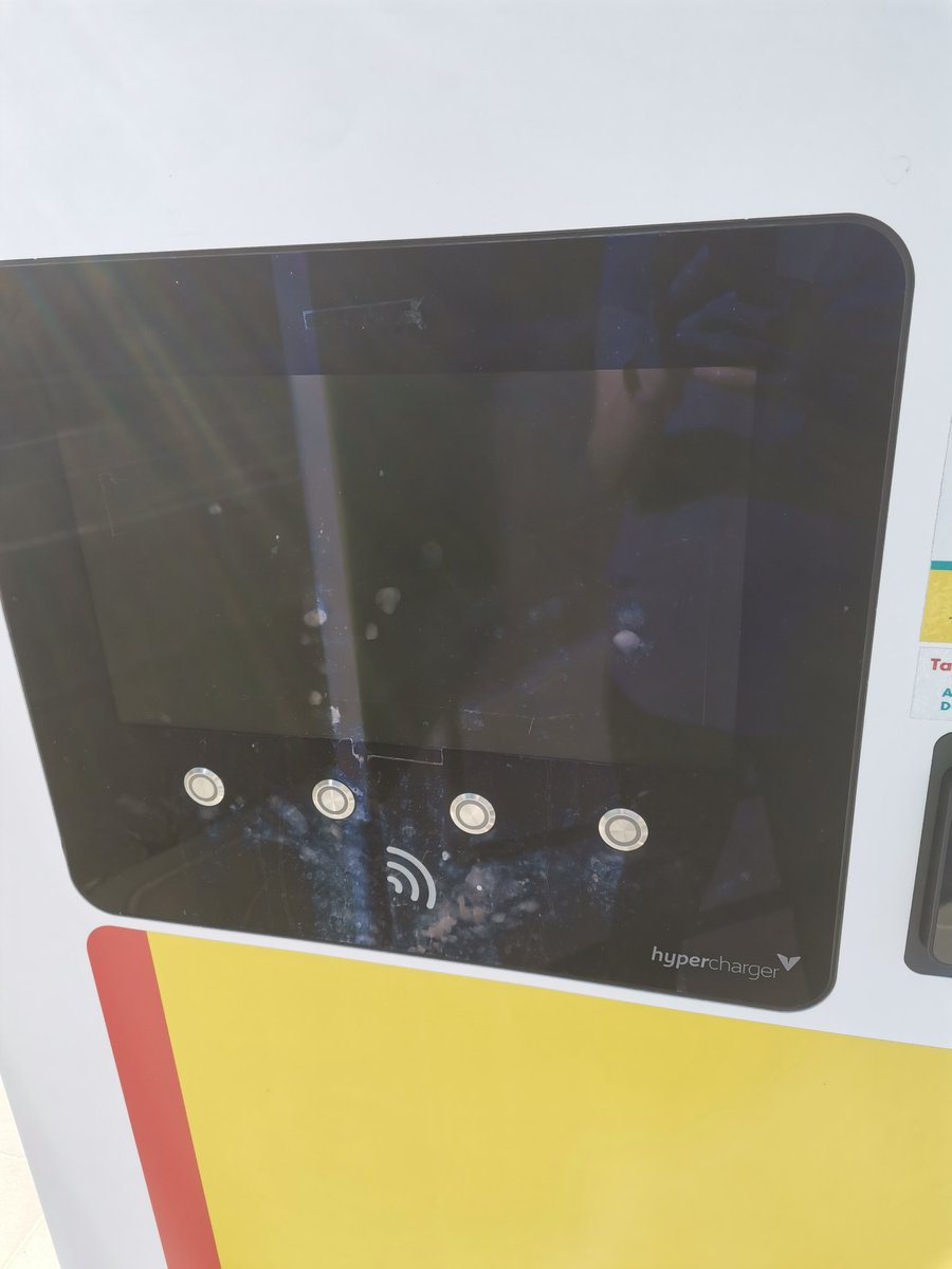 henrycarole471's tweet image. Je voulais essayer une borne #shellrecharge pour la 1ère fois ajd...Fail..#helfenterbreck