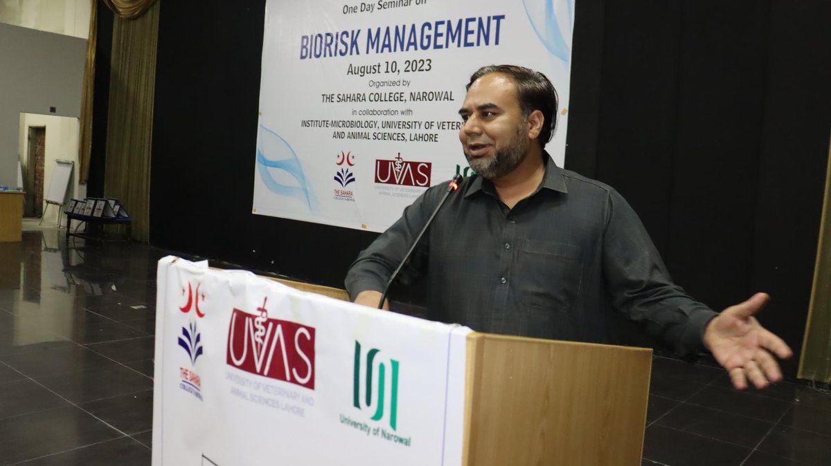 uonstudentForum's tweet photo. 📸🌟 Relive the Biorisk Management Seminar: Engaging discussions, expert talks, and vibrant networking – all captured in these snapshots from The Sahara College Narowal's seminar with UVAS and UON. Experience the essence of knowledge and innovation. #SaharaCollege #UVAS #UON https://t.co/y7PHLmr9Vr