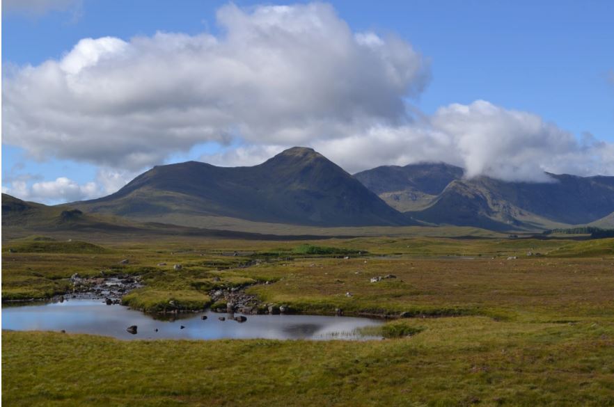 Check out the great work our students are up to in our Glencoe field school blog! It explores the landscapes of Glencoe & Rannoch Moor through archaeological, environmental & creative approaches.
…encoeandrannochenvirons.wordpress.com
#Glencoe2023
@Fossilbeetle  @EddieCStewart @lizzierbertson