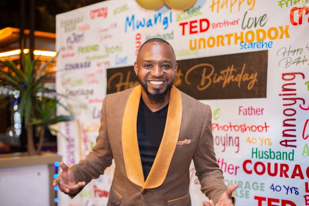 bonifacemwangi's tweet photo. Soko huru. It’s Friday, and it’s market day. Market your business, or drop your CV in the replies. Good luck! https://t.co/icXWuzlcSx