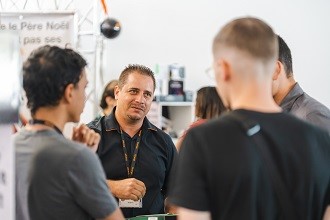 OrangeReunion's tweet photo. Orange Réunion recrute un ou une Conseiller.ère Client en CDD.
Si vous avez le sens du contact, le goût du travail en équipe et un attrait pour le digital alors venez nous rejoindre.
👉 https://t.co/yNDuz98WWu

#Nouléansamb https://t.co/XlAJ8AhZ08