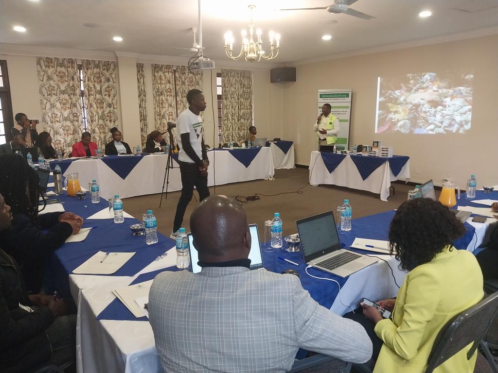 LeninChisaira's tweet photo. Today @Advocates4Earth is hosting a Symposium and book launch to commemorate 10 years of Environmental Constitutionalism in Zimbabwe | #AGreenDecade https://t.co/xcYoVbTrjW