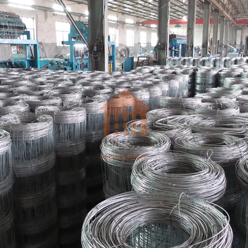 wangxu667886's tweet image. Cattle fencing is a fencing material commonly used in agriculture and animal husbandry to enclose livestock and protect a farm or ranch. If you need it you can contact me anytime, looking forward to cooperating with you.
📷Web: linklandfence.com
#Bullfence #fencenet