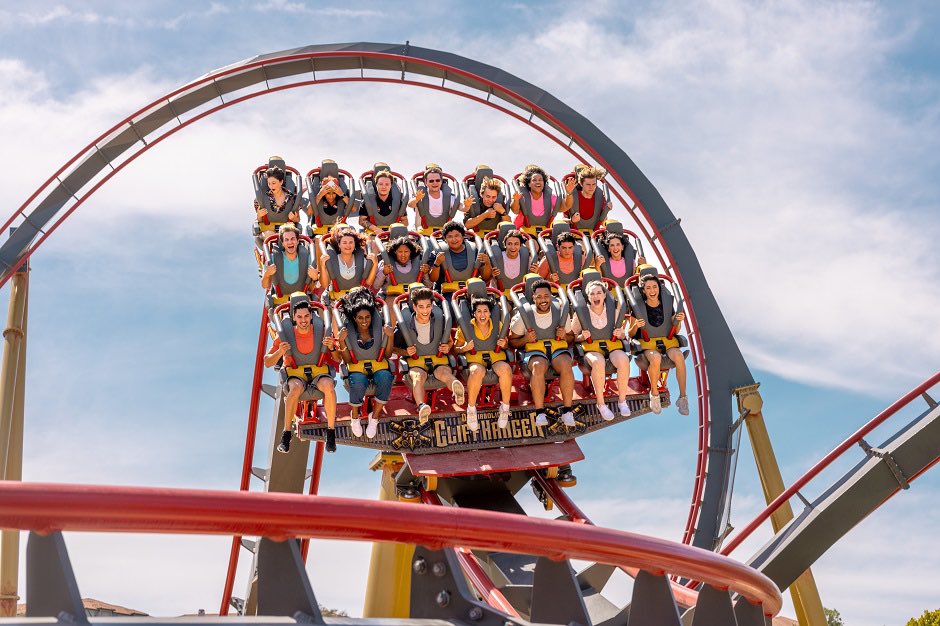 michaeelprz's tweet photo. @SamMarkWill Dr Diabolical at Six Flags Fiesta Texas also has 7 seats per row 😁 https://t.co/1gr2JAqjBC
