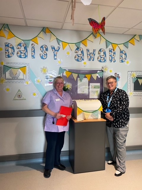 dawe_samantha's tweet image. What a week @BTHFT Bronze Accreditation celebrations, DAISY Award presentation &amp;amp; a Highly commended Nominee PIN Badge &amp;amp; letter for RNA Bex in Paediatrics #valuingourpeople #nominee #commendation #DAISY
@karendawber @Jhilty33 @willissean  @DAISY4Nurses