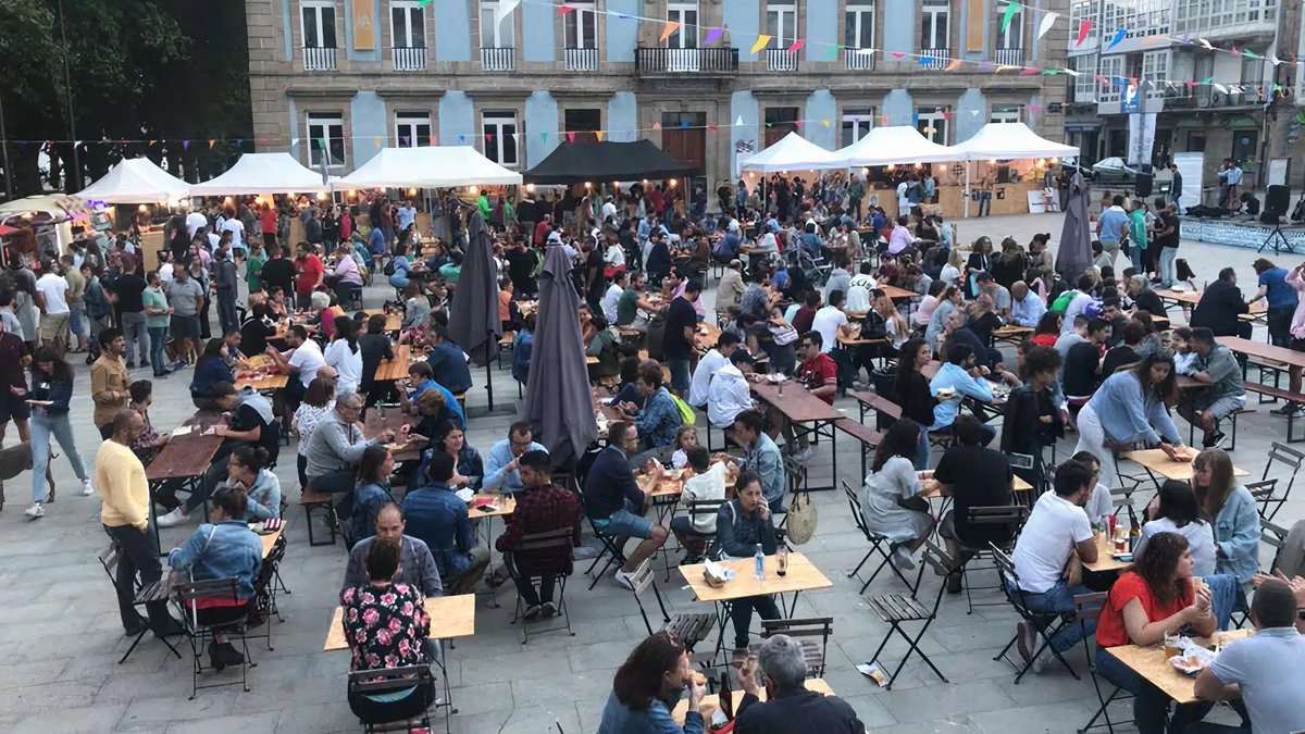 Todo listo para el arranque de la Feria de Cerveza Artesanal de Ferrol en la Plaza de Armas - Enfoques enfoques.gal/ferrolterra/fe…