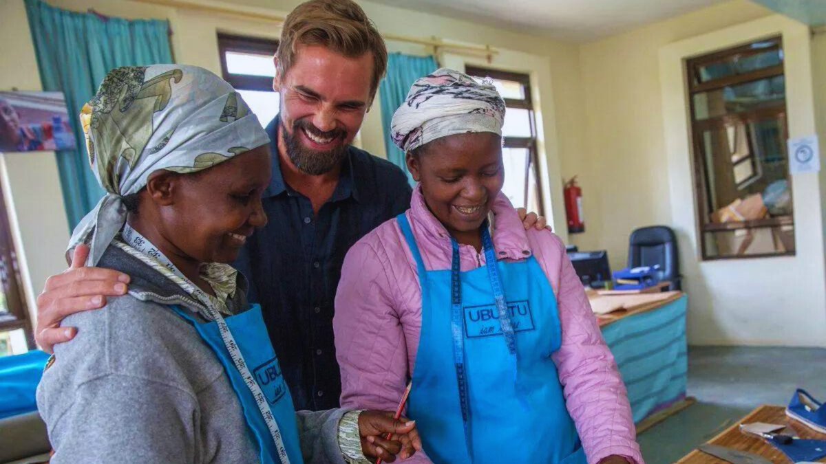 Ever wondered what drives an entrepreneur to blend purpose with business, <a href="/zanewilemon/">zane wilemon</a>  co-founder of <a href="/ubuntulifekenya/">Ubuntu Life</a>, shares his path, from a meaningful crossroads to making a global difference. 

Dive into the inspiring interview rb.gy/5ijo1