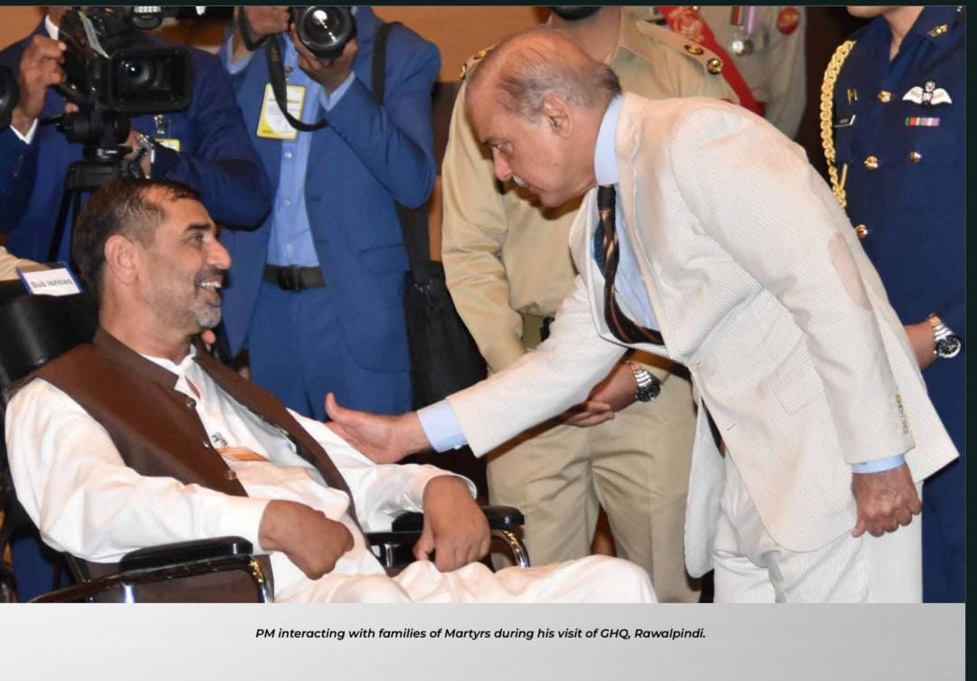 Subcon_Insider's tweet photo. Embracing #488DaysofPublicService, PM Shehbaz Sharif's unwavering commitment propels Pakistan forward, creating opportunities, fostering growth, and writing a chapter of progress for generations to come. https://t.co/u0iEFCH5yY