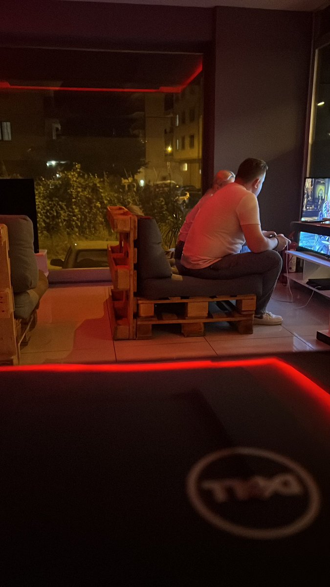 Ulan seninle şöyle olabilirdik aptal ?