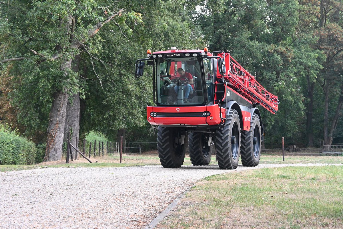 Calling all #WesternAustralian growers 📣We’re on our way to you with our Condor Vanguard! We will be making our way to you soon so if you’re interested in a demo day in your region, let us know! Dates to be released soon so stay tuned!  #Agrifac #AgrifacAU #precisionfarming