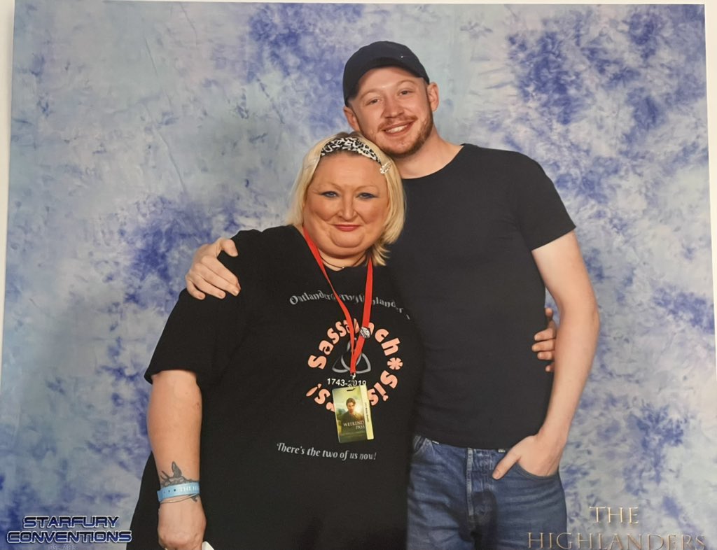 Kel1MDLead's tweet photo. Brill weekend @highlanders 6 @starfuryevents @HiltonBhamMet @Snowflake1404 meeting Tobias Menzies aka Frank/black Jack Randell, John bell, mark louis Jones, joey Phillips https://t.co/AjQFb4w5Ow