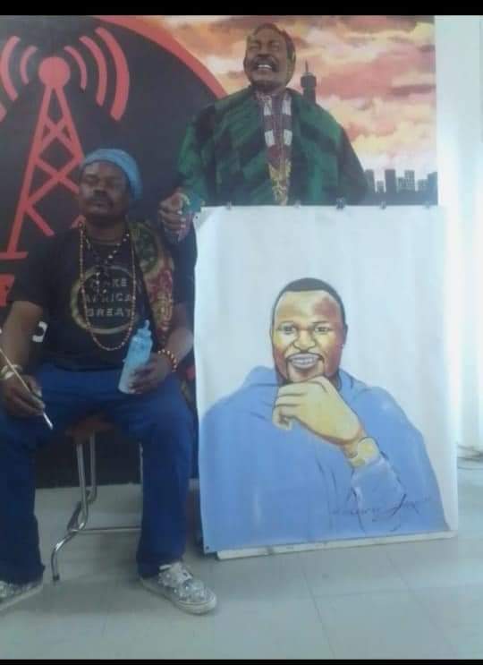 Zamoe_xbiss's tweet photo. Nangu Rasta esinya, this does not look like our boy MaEli 😭 🤦♂️
#insimbiZeZhwane
RIP #MaEli https://t.co/A24OAzIoId